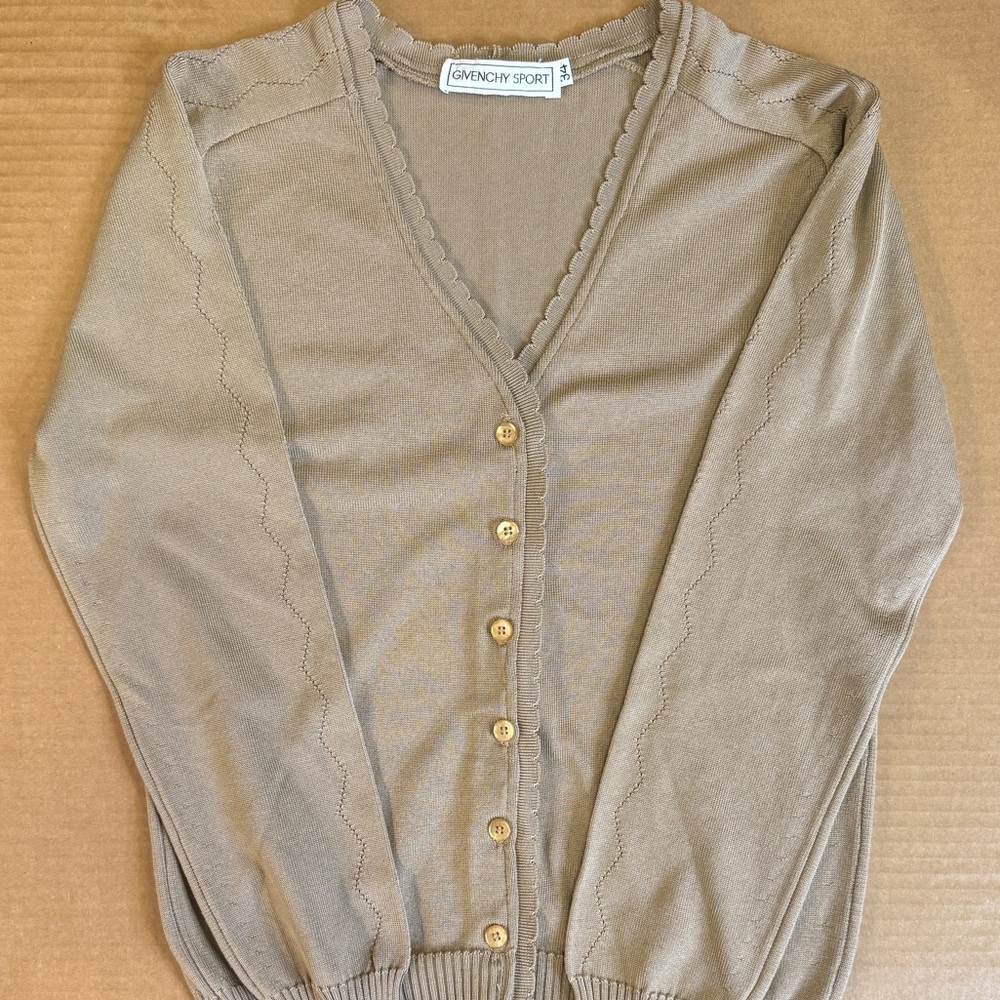 Givenchy Sport Vintage Cardigan size XS